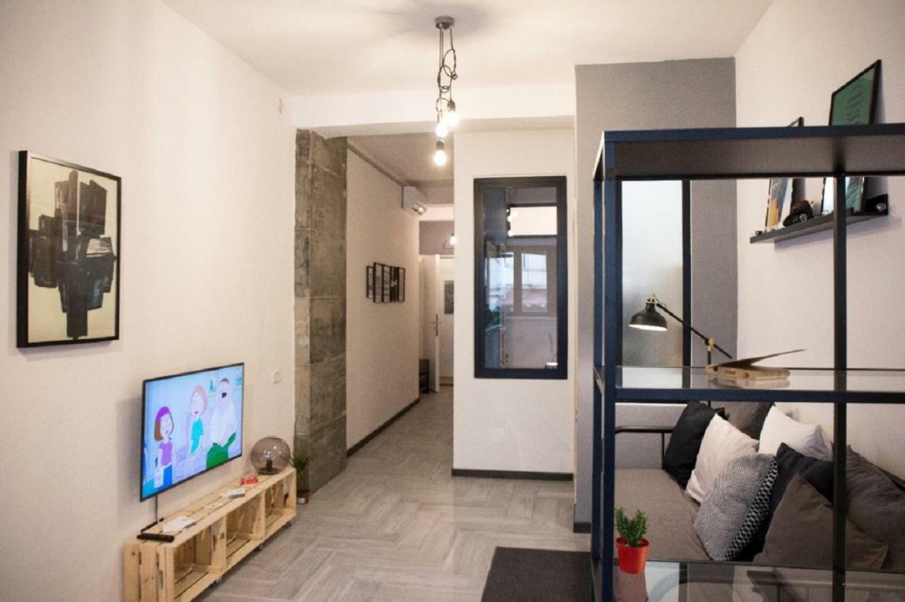 Apartment Style And Naples